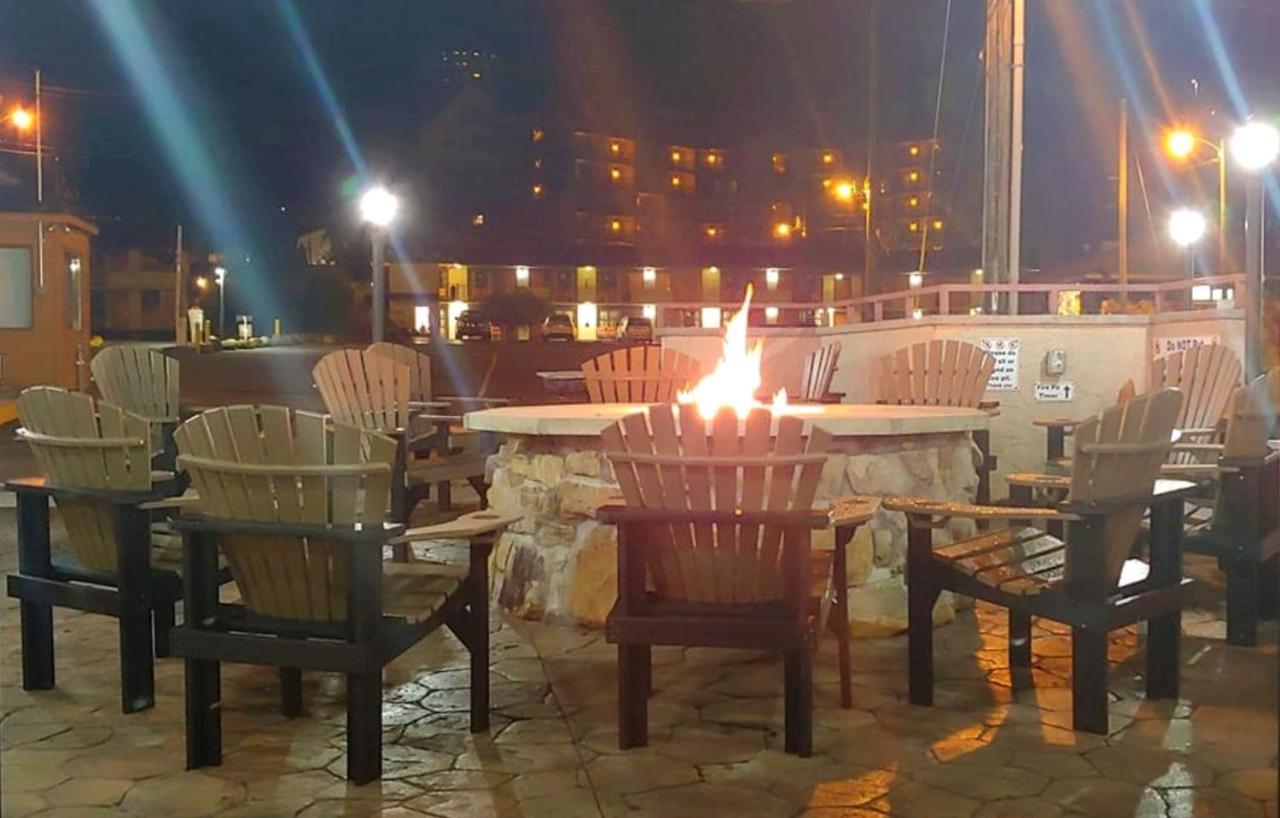 Howard Johnson By Wyndham Downtown Gatlinburg Eksteriør billede