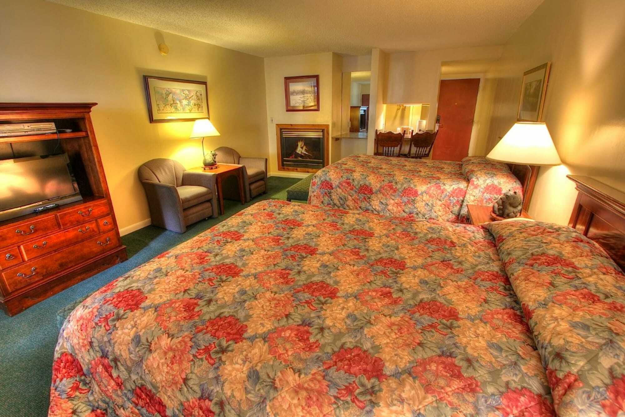 Howard Johnson By Wyndham Downtown Gatlinburg Eksteriør billede