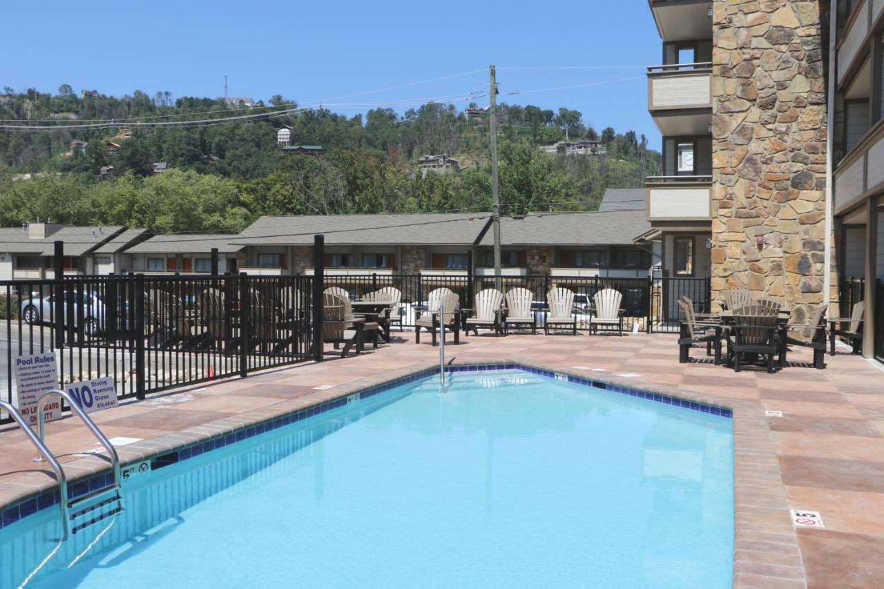 Howard Johnson By Wyndham Downtown Gatlinburg Eksteriør billede