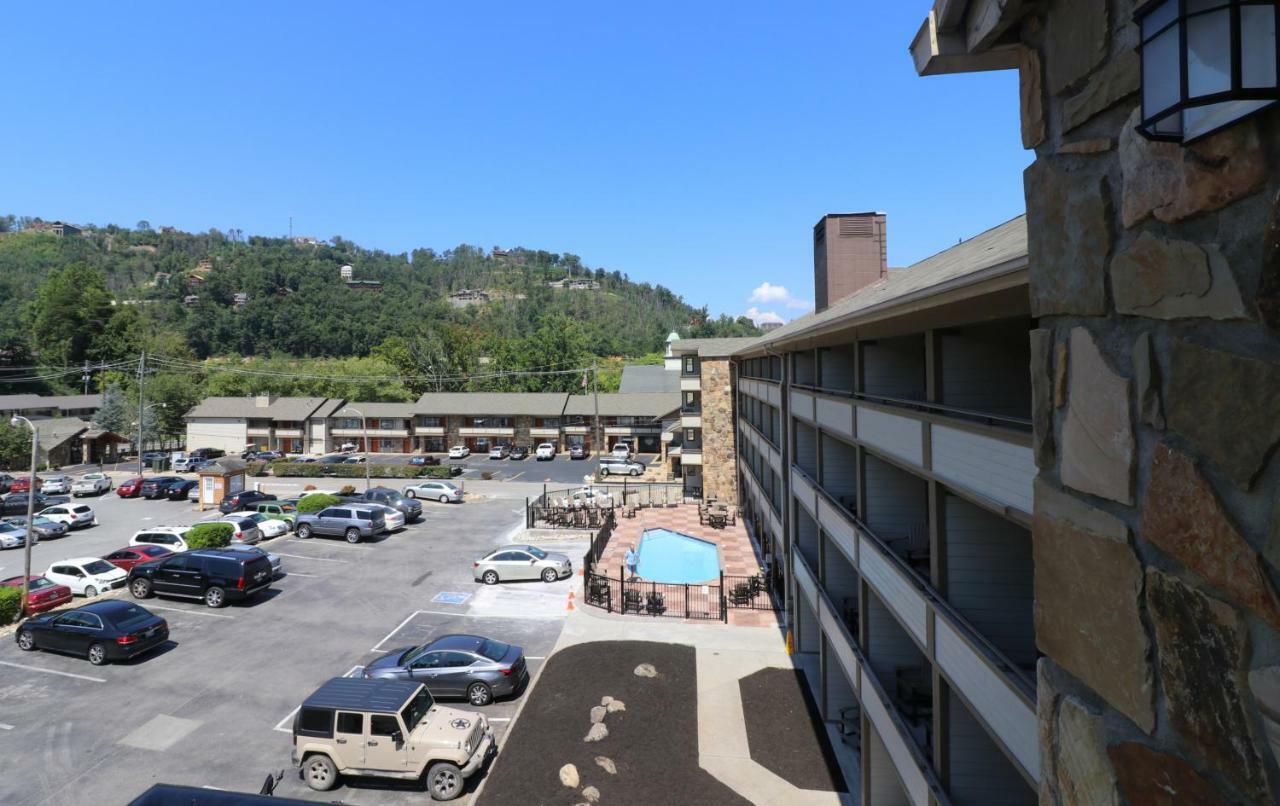 Howard Johnson By Wyndham Downtown Gatlinburg Eksteriør billede